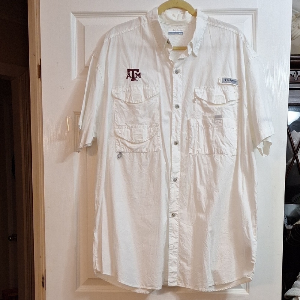 Columbia White Casual Button Down Shirt with Embroidered Logo Texas A&M SZ.XLG